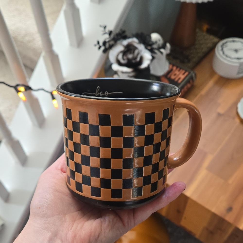 Checkered Black and Brown Mug, Halloween, EUC W/ Tiny Defect